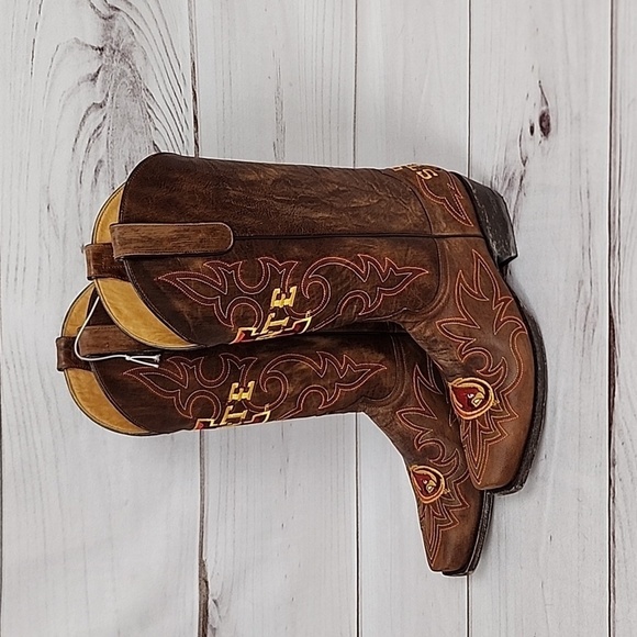 Gameday NWT NCAA Iowa State Cyclones Men 8.5D Embroidered Distressed Sole Boots - Picture 4 of 8